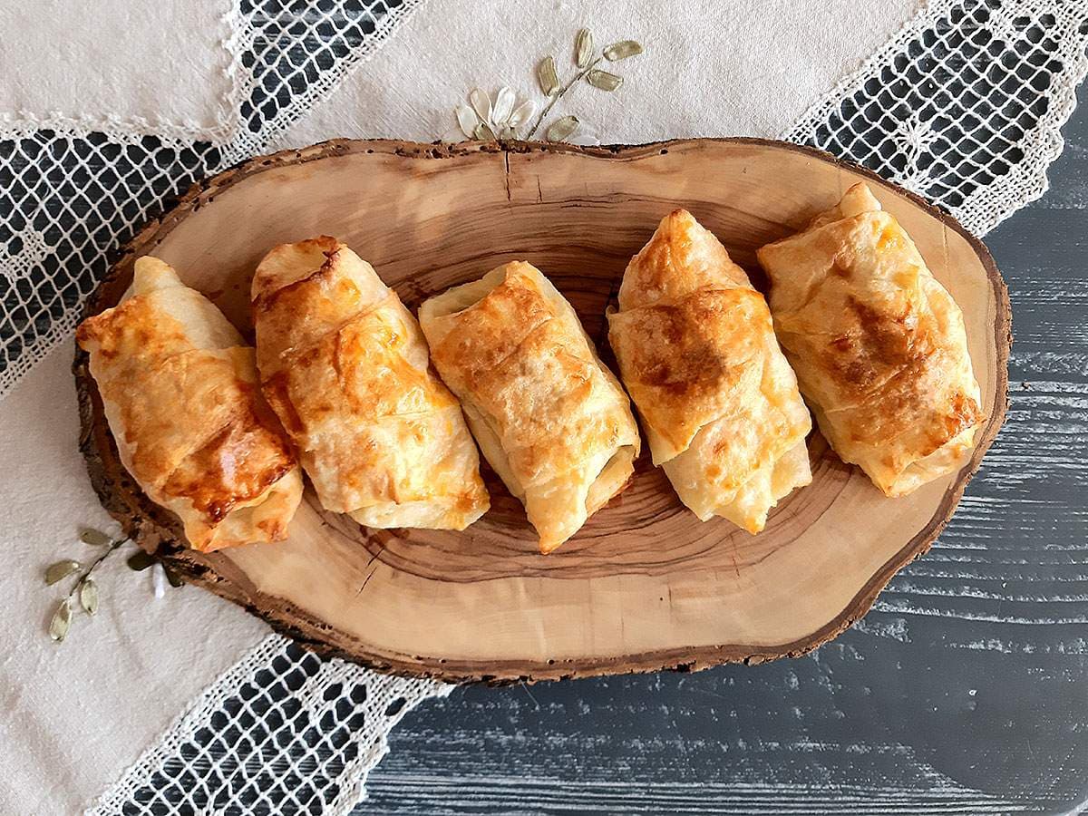Kıymalı Kat Börek