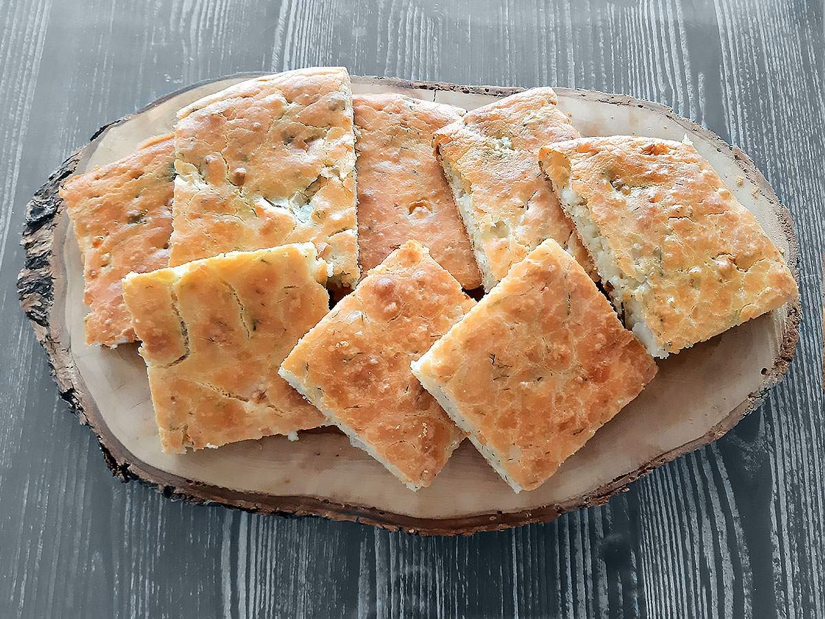Peynirli Tuzlu Kek