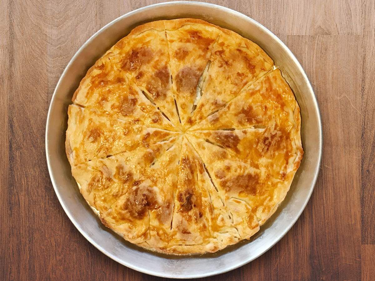 Yeşil Mercimekli Acma Börek